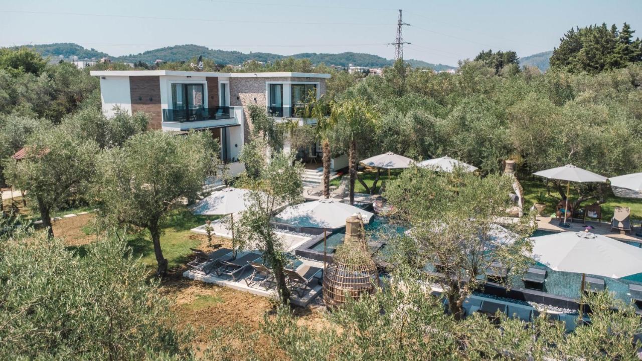 Giardino Lux Apartments Улцинь Экстерьер фото