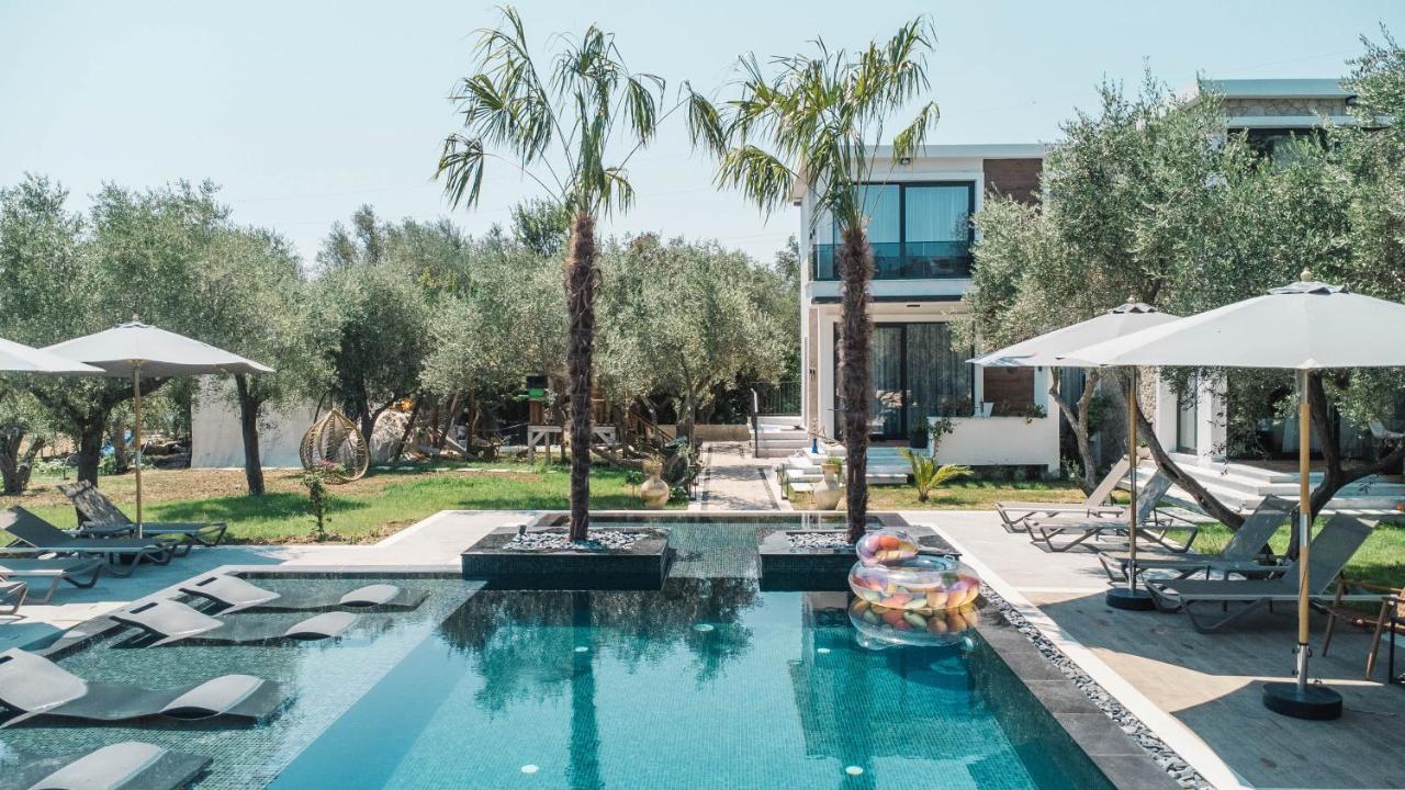 Giardino Lux Apartments Улцинь Экстерьер фото