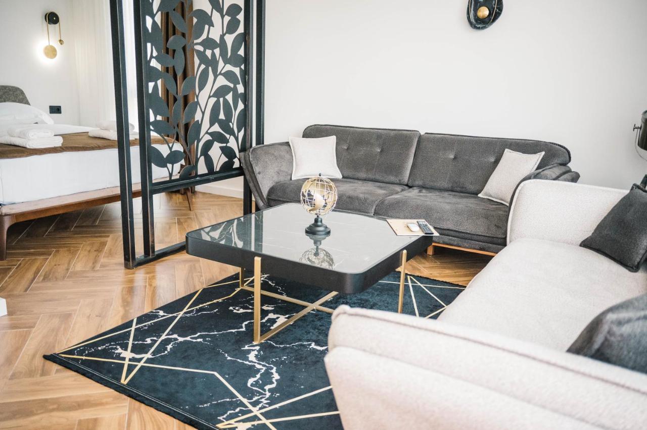 Giardino Lux Apartments Улцинь Экстерьер фото