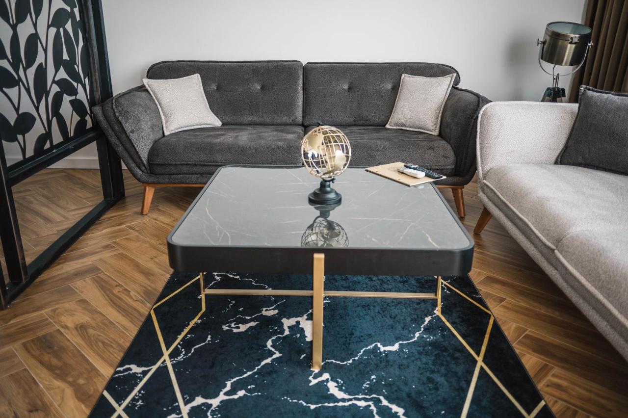 Giardino Lux Apartments Улцинь Экстерьер фото