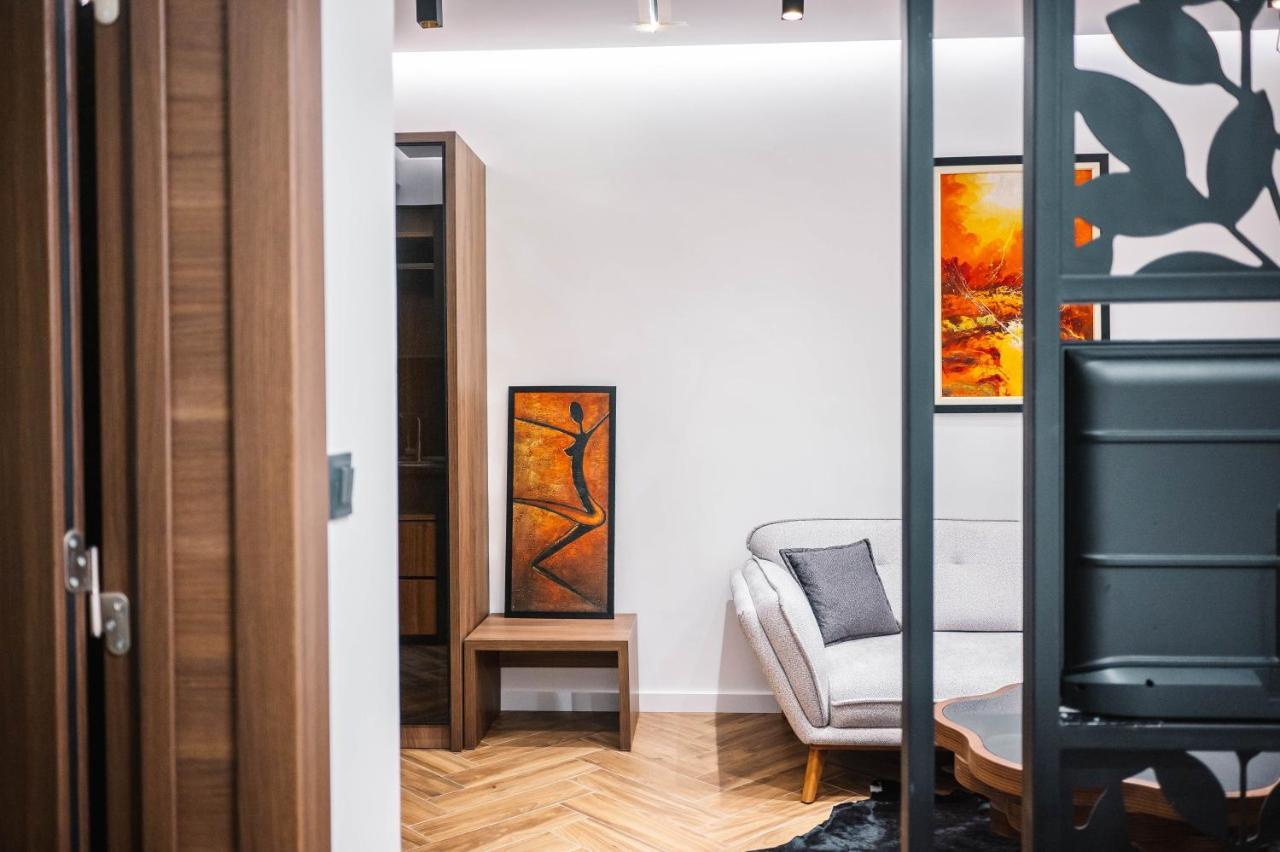 Giardino Lux Apartments Улцинь Экстерьер фото