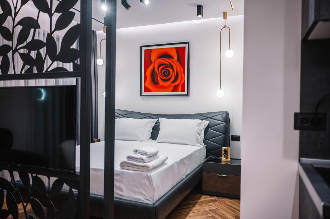 Giardino Lux Apartments Улцинь Экстерьер фото