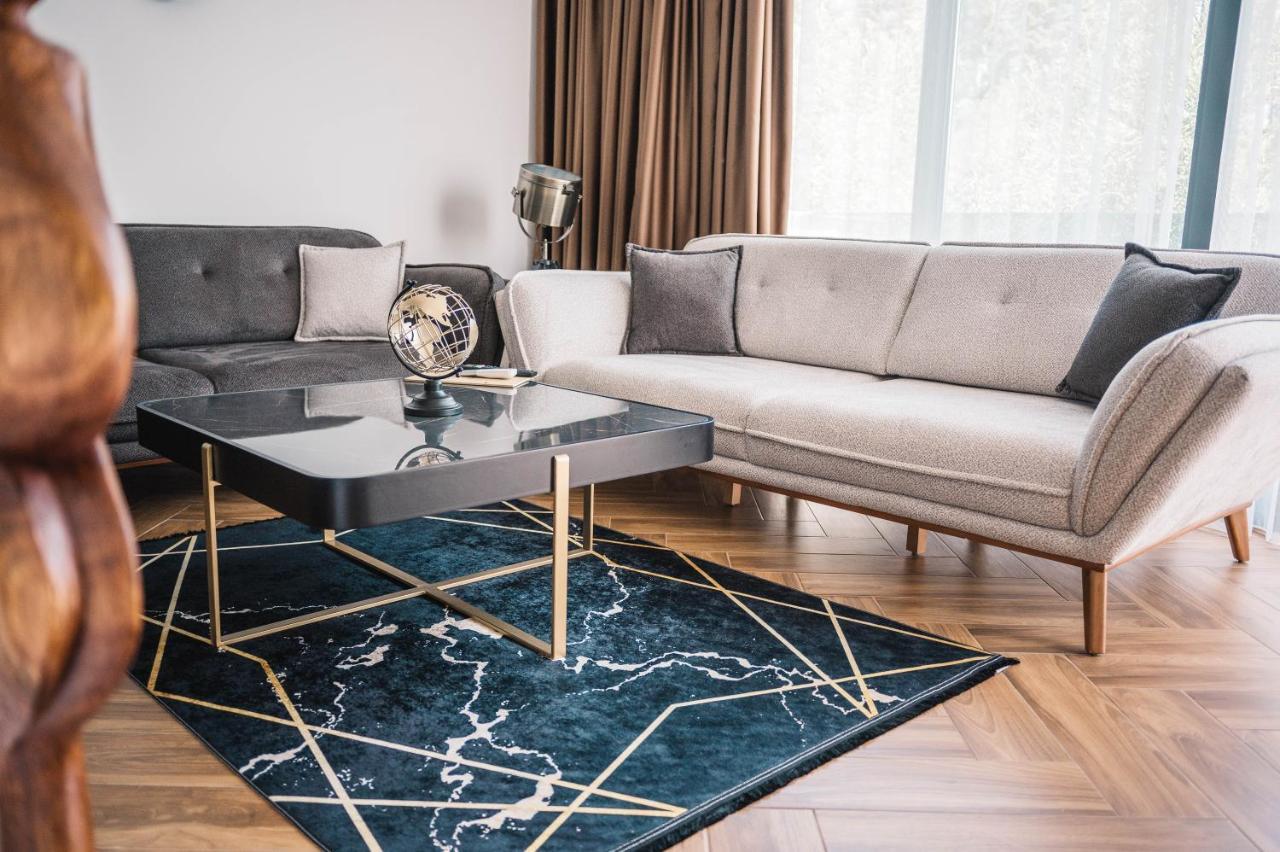 Giardino Lux Apartments Улцинь Экстерьер фото